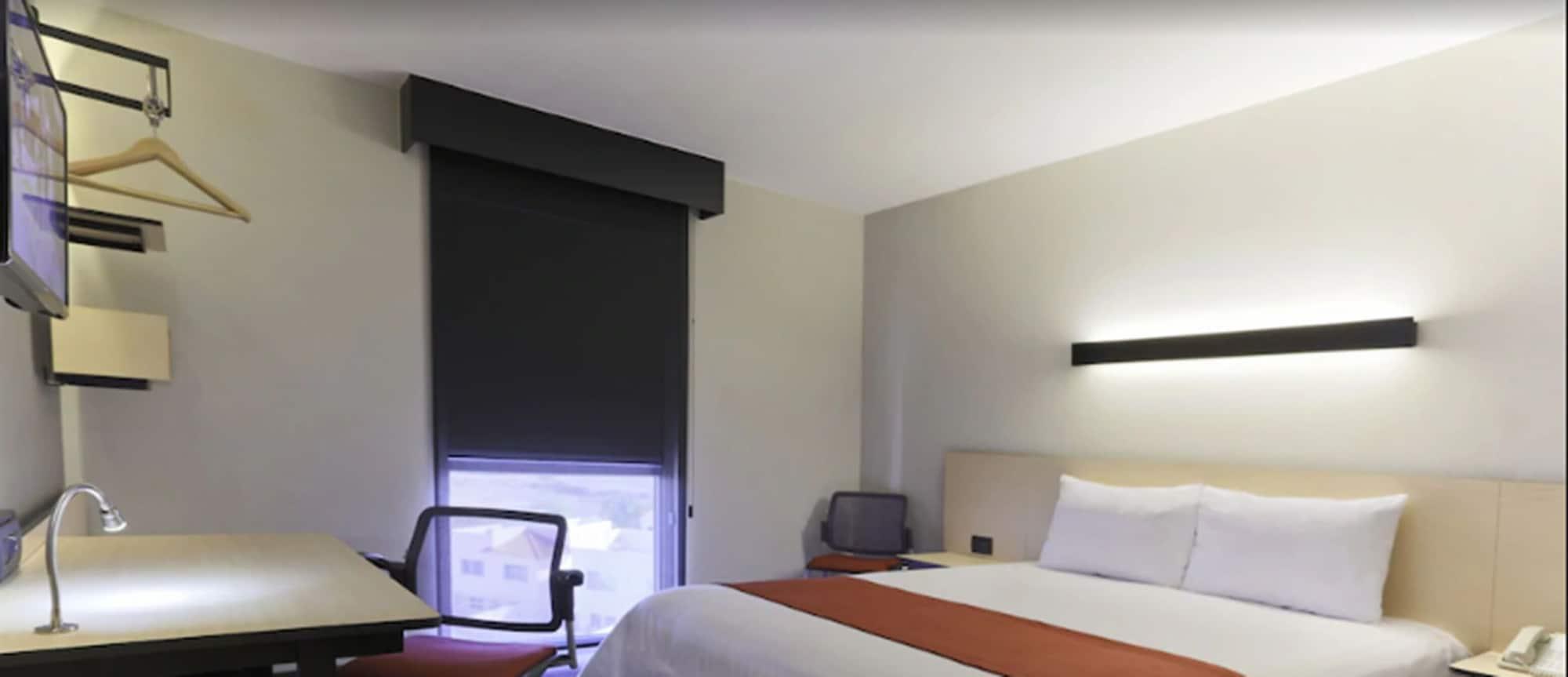 City Express By Marriott Irapuato Norte Екстериор снимка