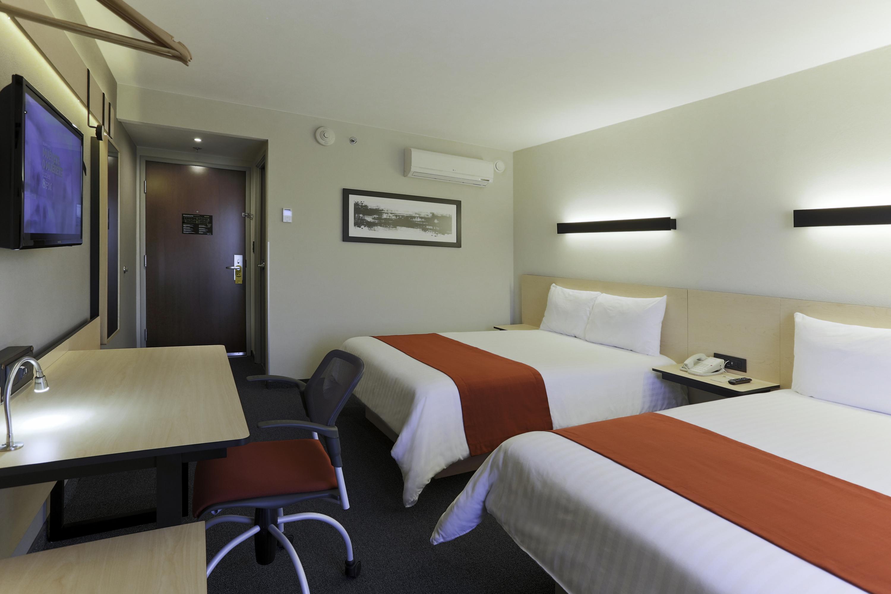 City Express By Marriott Irapuato Norte Екстериор снимка