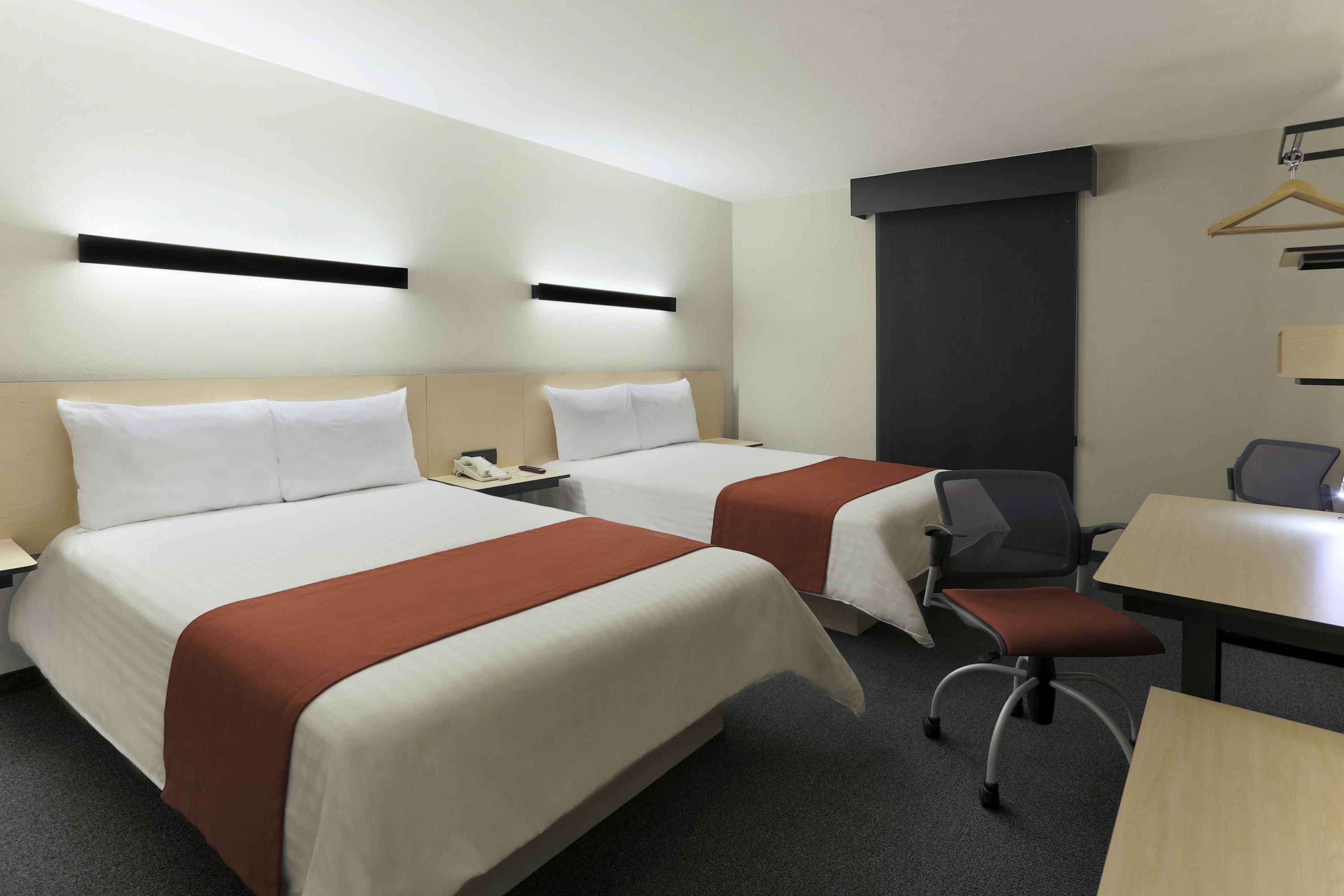 City Express By Marriott Irapuato Norte Екстериор снимка