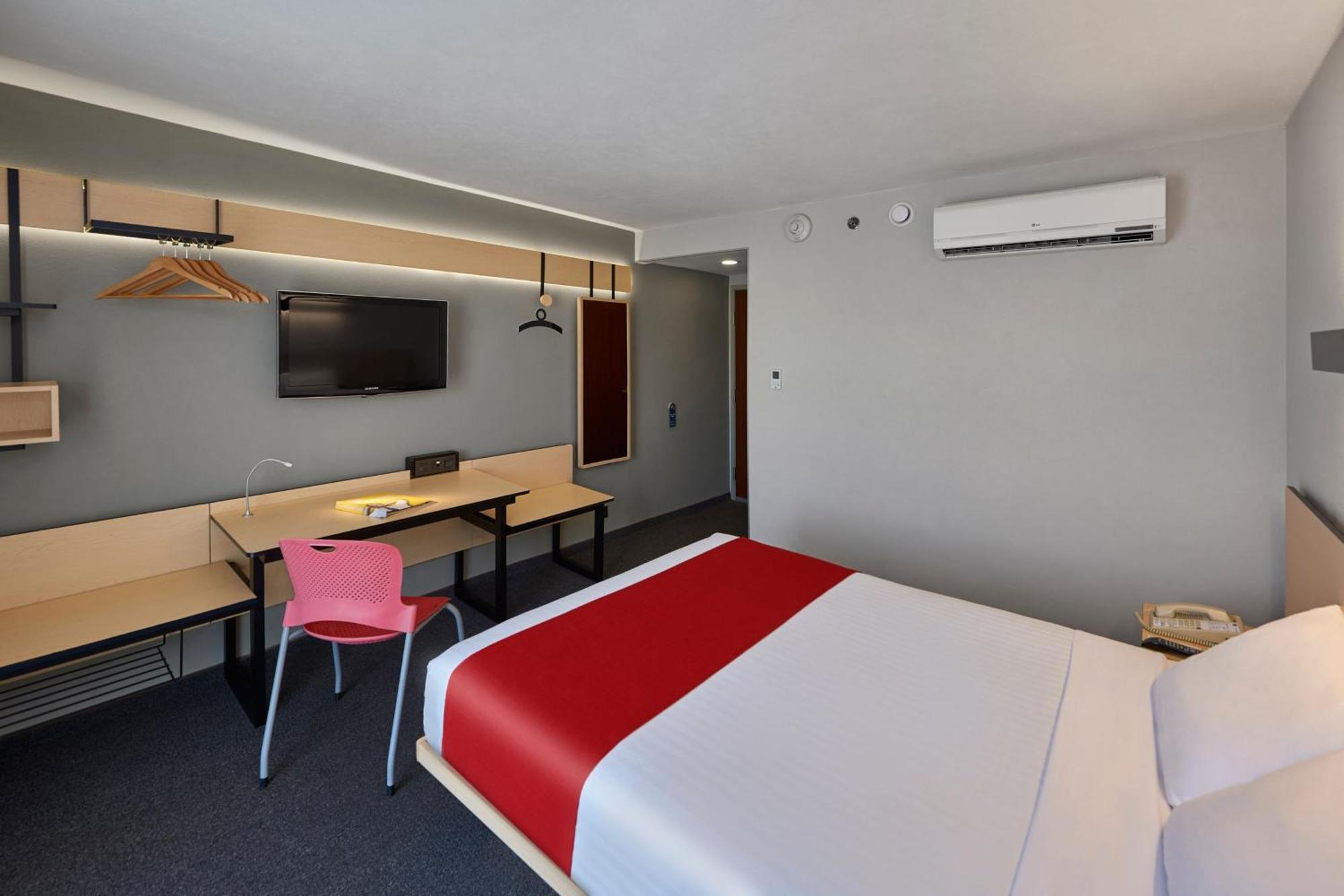 City Express By Marriott Irapuato Norte Екстериор снимка