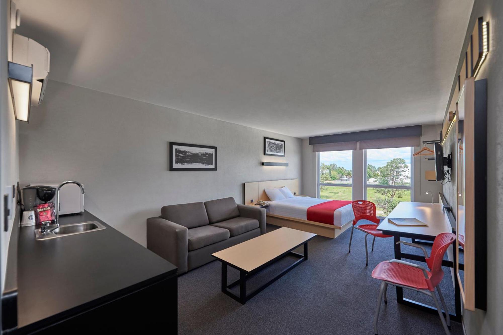City Express By Marriott Irapuato Norte Екстериор снимка
