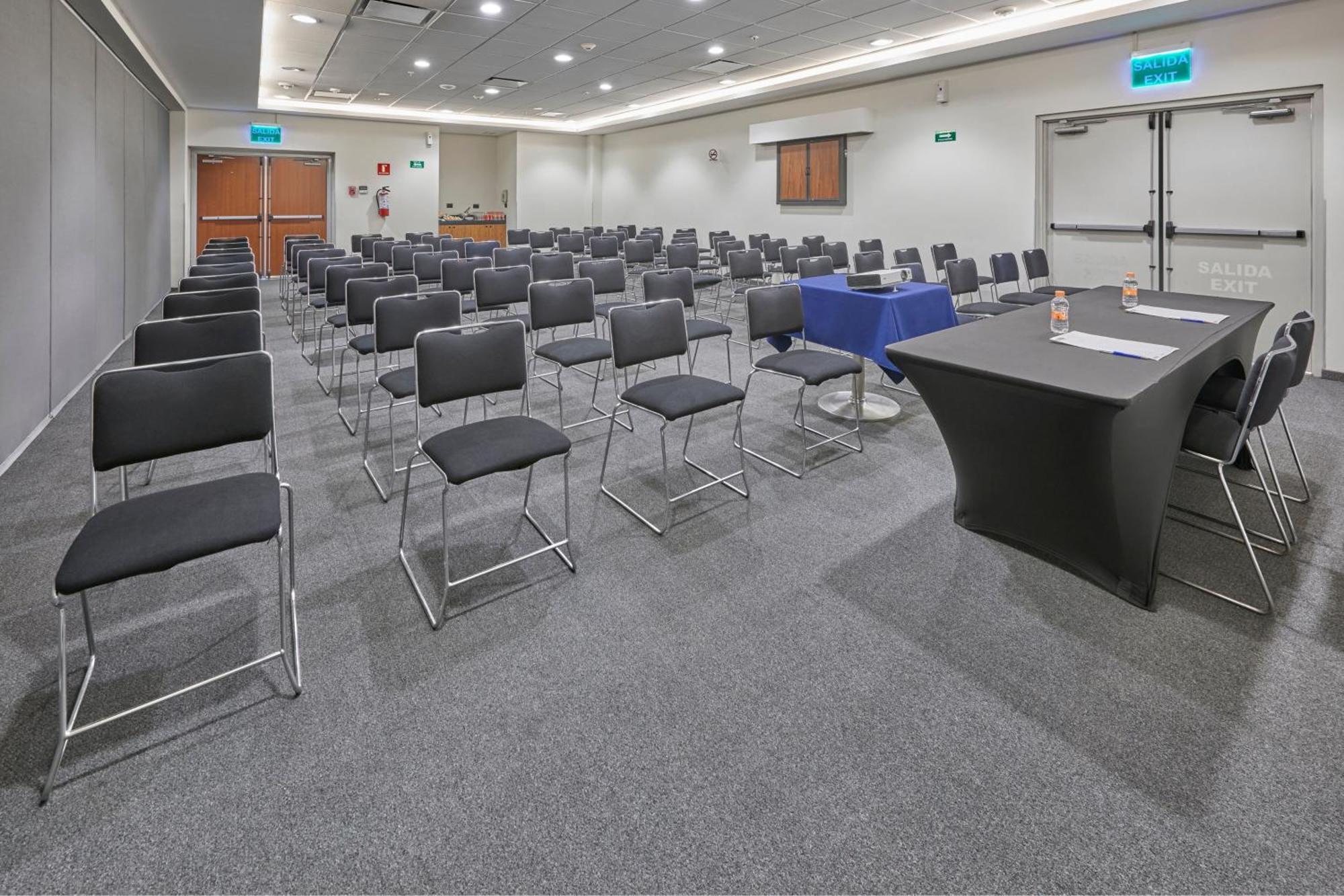 City Express By Marriott Irapuato Norte Екстериор снимка