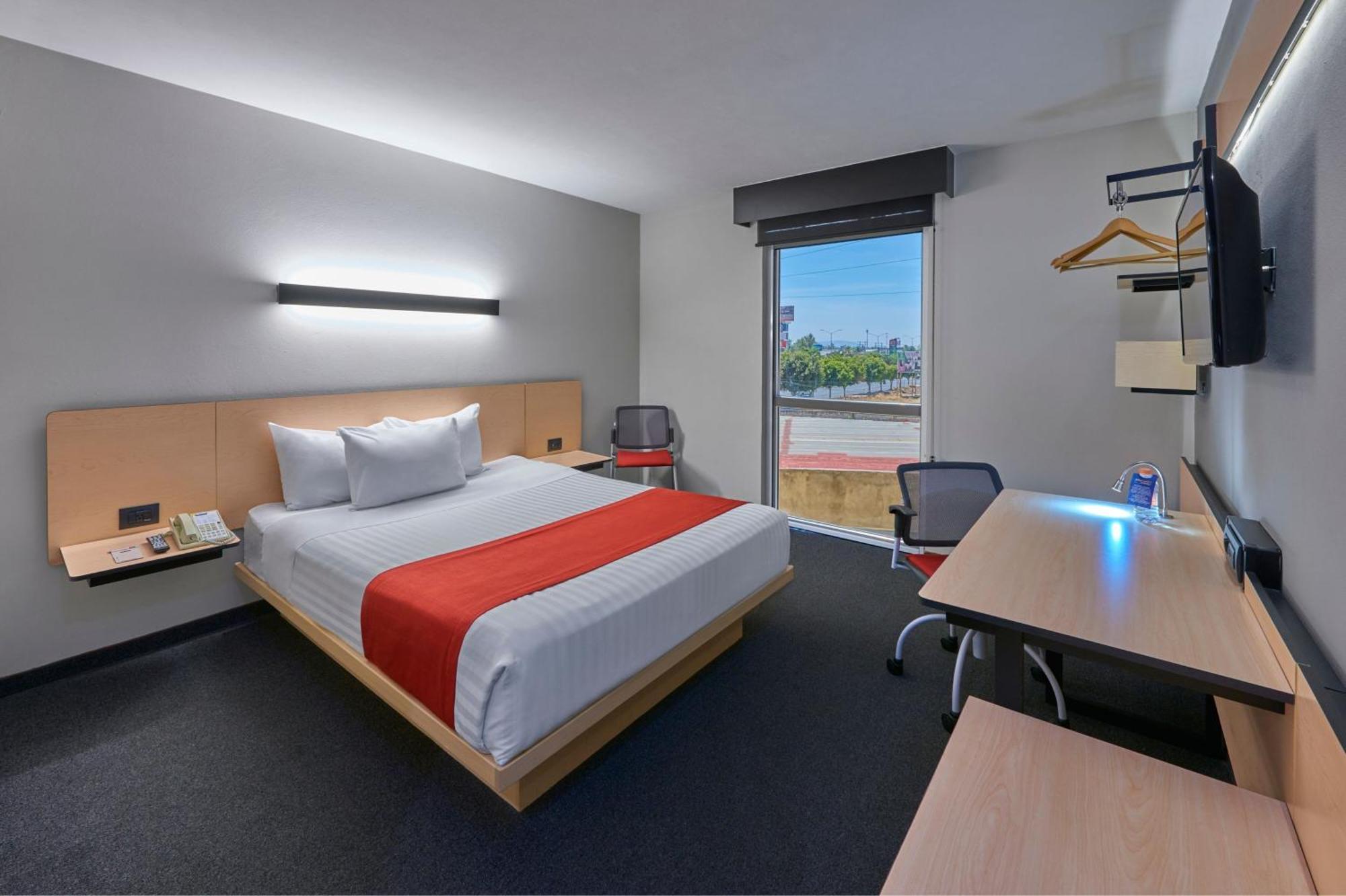 City Express By Marriott Irapuato Norte Екстериор снимка